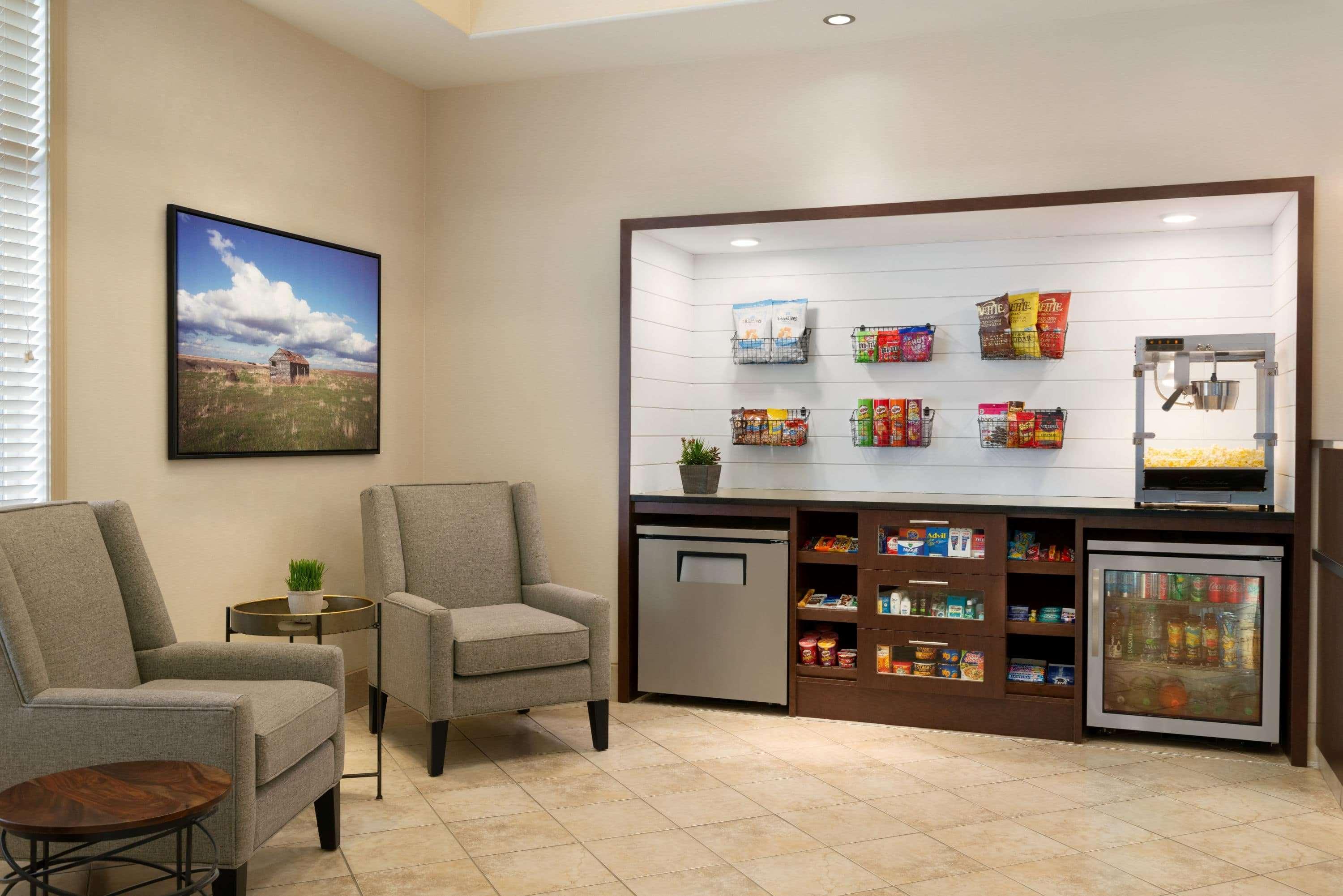 Ramada By Wyndham Drayton Valley Экстерьер фото